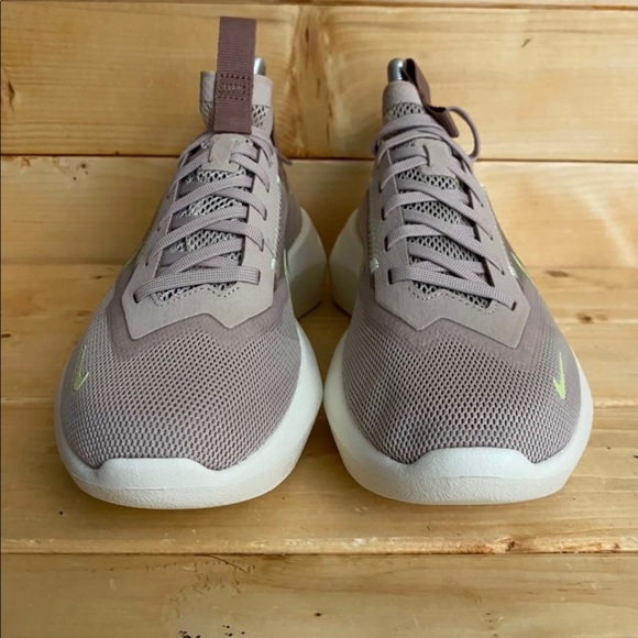 nike vista fossil stone